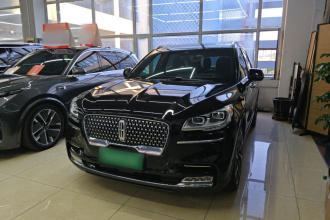 林肯 飞行家 2021款 3.0T V6 四驱行政版