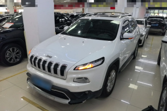 Jeep 自由光 2016款 2.0L 优越版