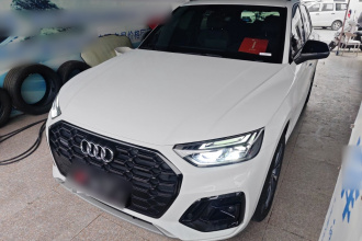 奥迪Q5L 2023款 40T 豪华动感型