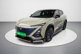 长安UNI-T 2022款 1.5T 运动版 尊贵型