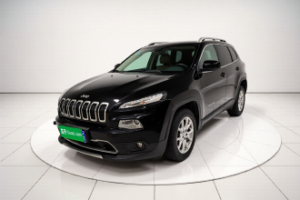 Jeep 自由光 2017款 2.0L 优越版
