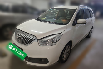 海马V70 2016款 1.5T 自动适·享型 6座