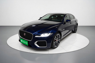 捷豹XFL 2024款 2.0T P250 两驱尊享豪华版