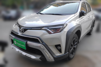 丰田 RAV4荣放 2019款 2.0L CVT两驱风尚X限量版 国VI