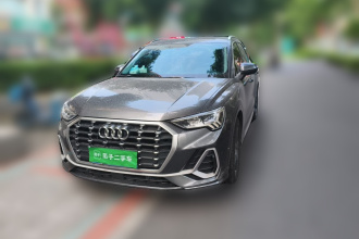 奥迪Q3 2022款 35 TFSI 时尚动感型