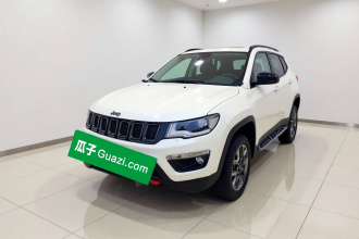 Jeep 指南者 2017款 200TS 自动高性能四驱版