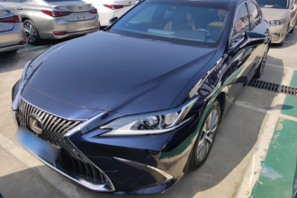 雷克萨斯ES 2020款 200 卓越版