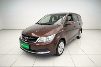 宝骏730 2019款 1.5L 手动超值型 7座 国VI