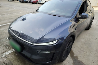 特斯拉 Model Y 2025款 长续航全轮驱动 首发版