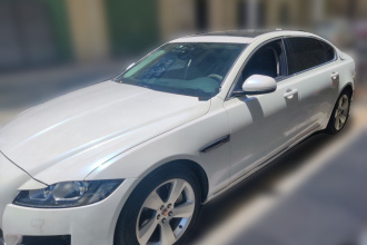 捷豹XFL 2018款 XFL 2.0T 200PS 精英版