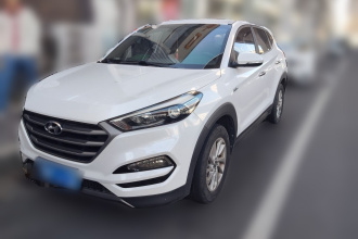 现代 途胜 2015款 1.6T 双离合两驱智能型