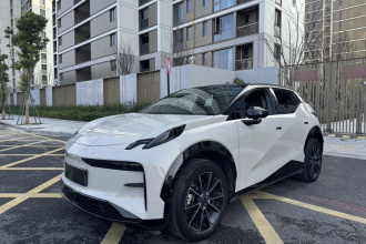 极氪X 2023款 后驱ME版 5座