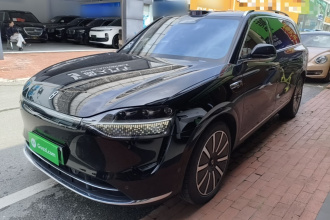 鸿蒙智行 问界M9 2024款 增程 Ultra版 52kWh 6座版