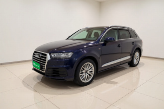 奥迪Q7 2016款 45 TFSI S line运动型