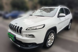 Jeep 自由光 2017款 2.0L 优越版