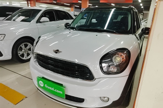 MINI Countryman 2016款 1.6T COOPER ALL4 Fun装备控