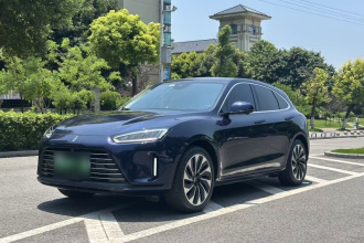 鸿蒙智行 问界M5 2022款 增程四驱性能版