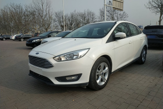 福特 福克斯 2017款 三厢 1.6L 手动舒适型智行版