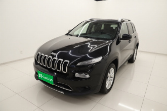 Jeep 自由光 2017款 2.0L 优越版
