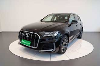 奥迪Q7 2023款 55 TFSI quattro S line运动型
