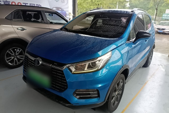 比亚迪 元新能源 2018款 EV360 智联炫酷型