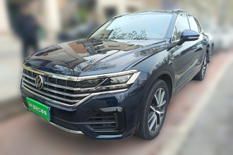 大众 途锐 2022款 3.0TSI 锐享版 经典运动套装