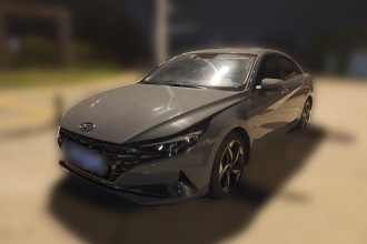 现代 伊兰特 2022款 1.5L CVT LUX尊贵版