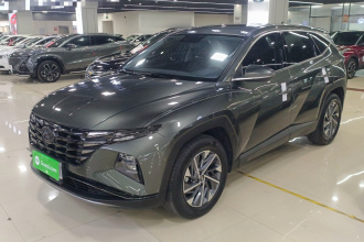 现代 2022款 途胜L 1.5T DCT LUX尊贵版 N Line
