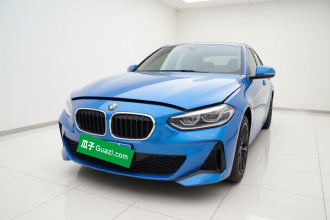 宝马1系 2021款 120i M运动版