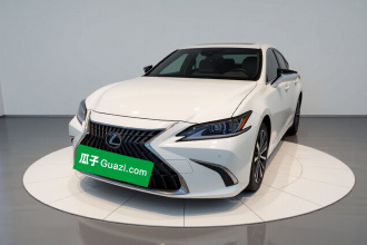 雷克萨斯ES 2022款 200 卓越版