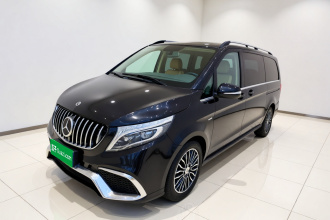 奔驰V级 2018款 V 260 L 尊贵加长版 国VI