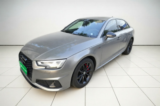 奥迪A4L 2018款 30周年年型 45 TFSI quattro 个性运动版