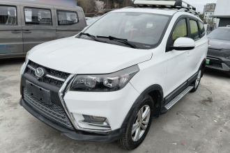 北汽幻速S3 2016款 S3L 1.5L 手动尊享型