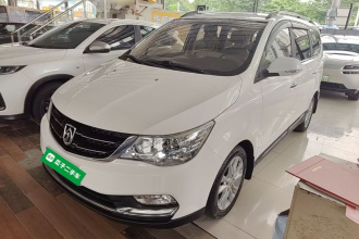 宝骏730 2016款 1.5L 手动舒适型 7座 国V
