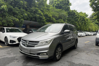 宝骏730 2019款 1.5T CVT时尚型 7座 国VI