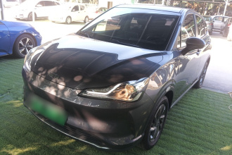 哪吒汽车 哪吒V 2022款 潮 300 Lite 三元锂