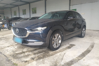 马自达CX-30 2022款 2.0L 自动耀悦型