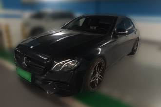 奔驰E级 2017款 E 300 运动型