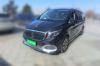 奔驰 威霆 2023款 2.0T 精英版 7座