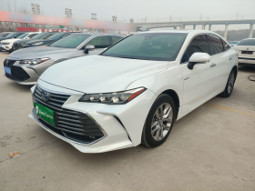 丰田 亚洲龙 2019款 双擎 2.5L 豪华版 国VI