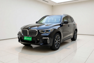 宝马X5 2022款 改款 xDrive 30Li 尊享型M运动套装