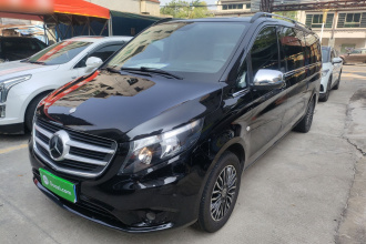 奔驰 威霆 2020款 2.0T 精英版 7座