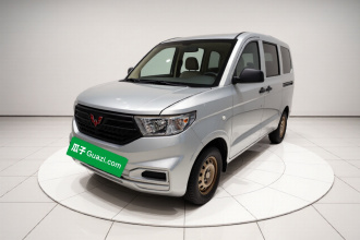 五菱汽车 五菱宏光V 2022款 1.5L劲取版液压助力LAR