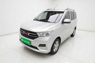 五菱汽车 五菱宏光 2021款 改款1.5L S标准型 电动助力LAR