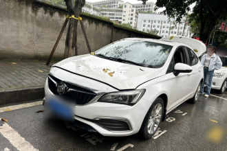 别克 威朗 2018款 三厢 20T 双离合领先型