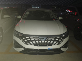 捷达VA7 2025款 1.4T 自动听劝版