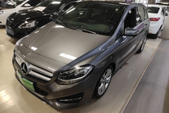 奔驰B级 2017款 B 200 动感型