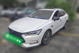 比亚迪 秦Pro新能源 2018款 DM 1.5TI 自动智联锐耀型