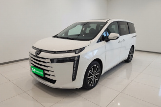 广汽传祺 传祺E8 2024款 荣耀系列 2.0L 荣耀版