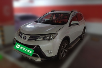 丰田 RAV4荣放 2015款 2.0L CVT两驱风尚版